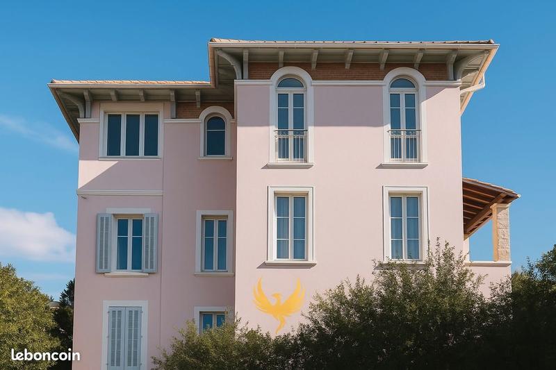 Maison - 220 m² - 7 pièces