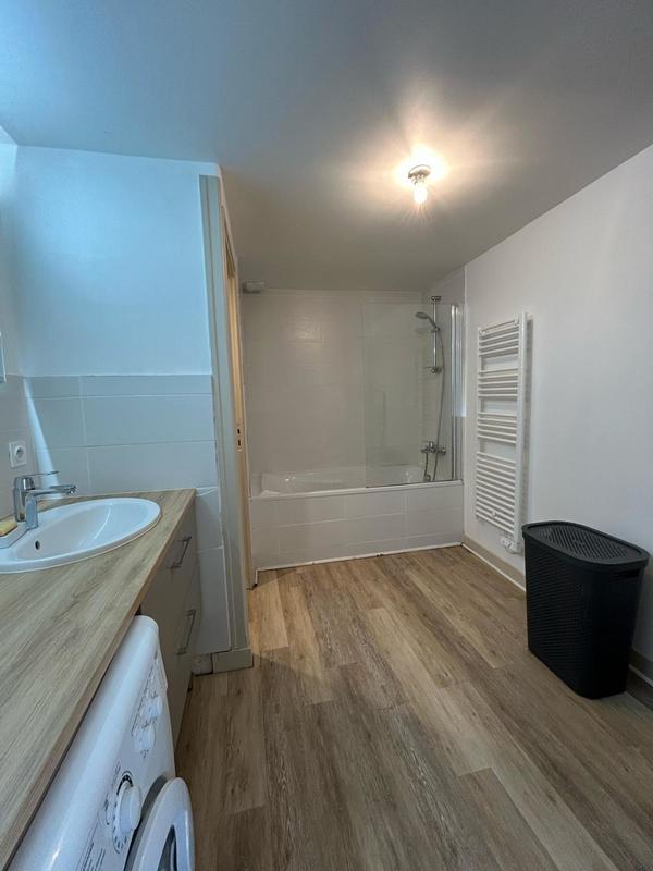 Appartement - 84 m² - 3 pièces