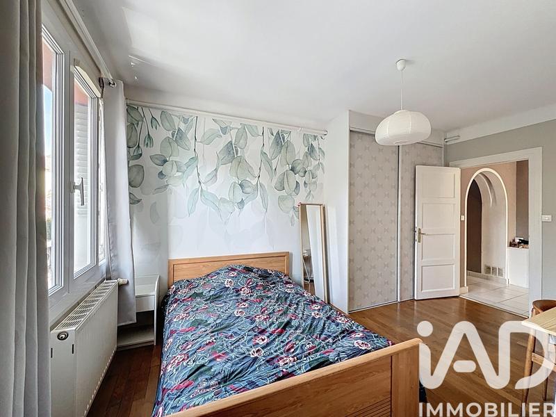 Appartement - 95 m² - 3 pièces