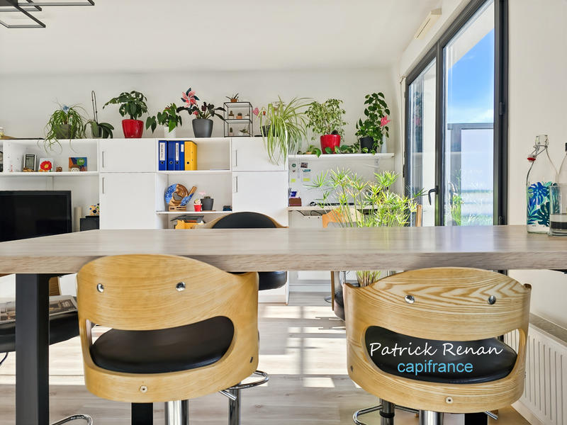 Appartement - 84 m² - 4 pièces