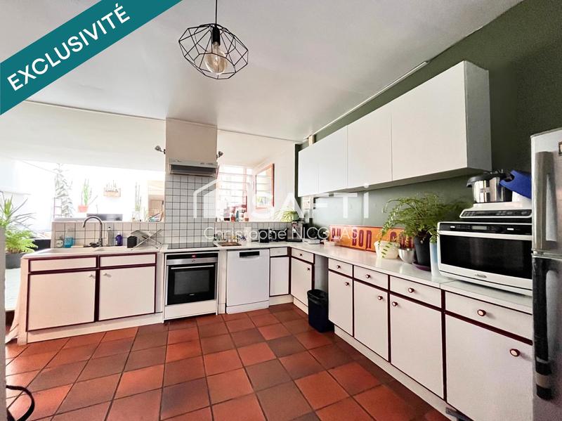 Maison - 111 m² - 4 pièces