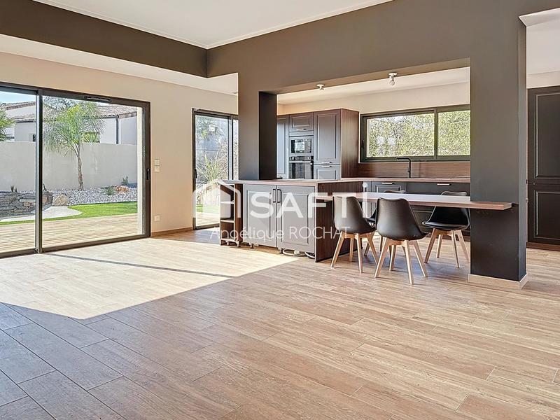 Villa - 141 m² - 6 pièces