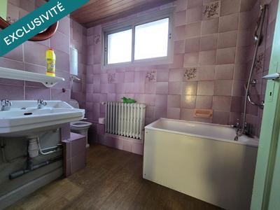 Maison - 140 m² - 5 pièces