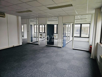 Bureau - 142 m²
