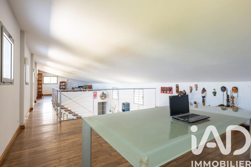 Maison de maîtres - 260 m² - 10 pièces