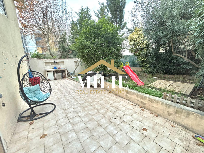 Appartement - 96 m² - 4 pièces