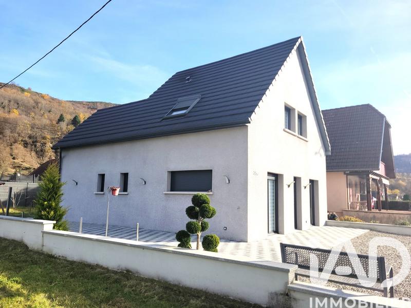 Maison - 96 m² - 4 pièces