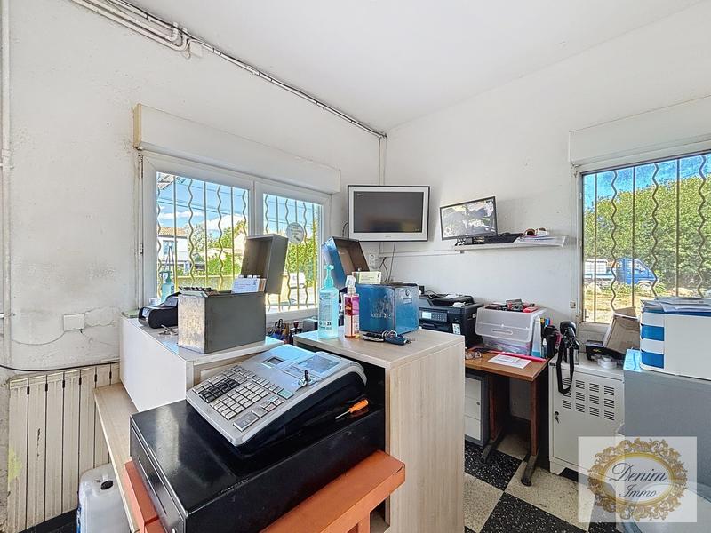 Fonds de commerce - 1 300 m²