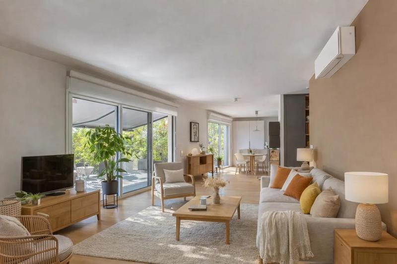 Appartement - 82 m² - 3 pièces