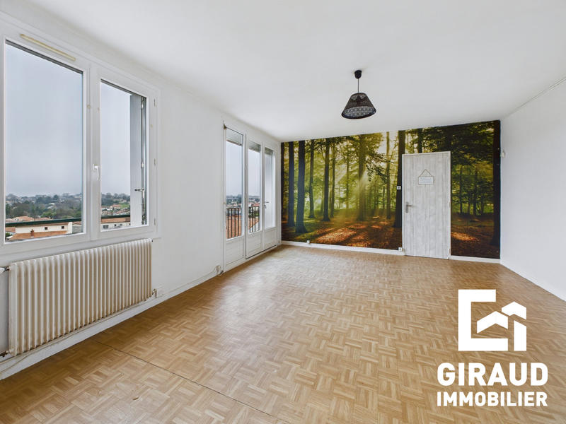 Appartement - 87 m² - 4 pièces