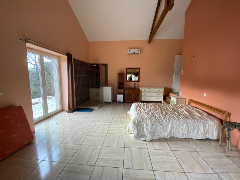 Maison - 207 m² - 6 pièces