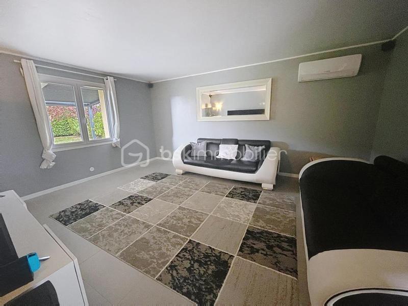 Maison traditionnelle - 148 m² - 7 pièces