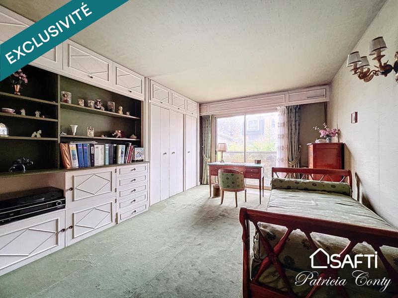 Maison - 460 m² - 11 pièces