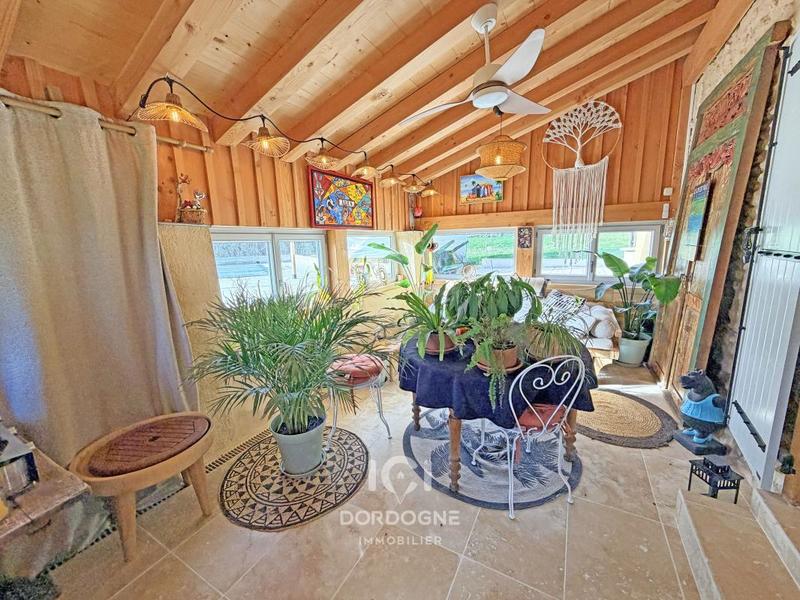 Maison - 263 m² - 8 pièces