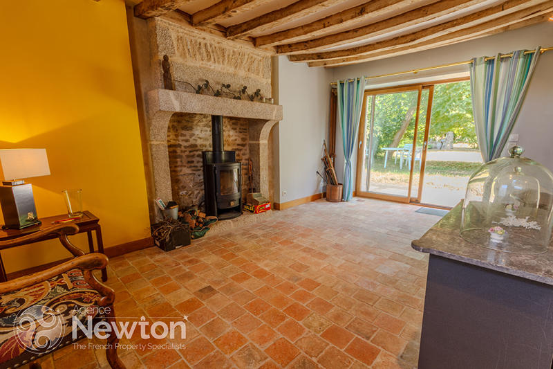 Maison - 340 m² - 14 pièces