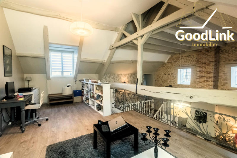 Maison ancienne - 178 m² - 6 pièces