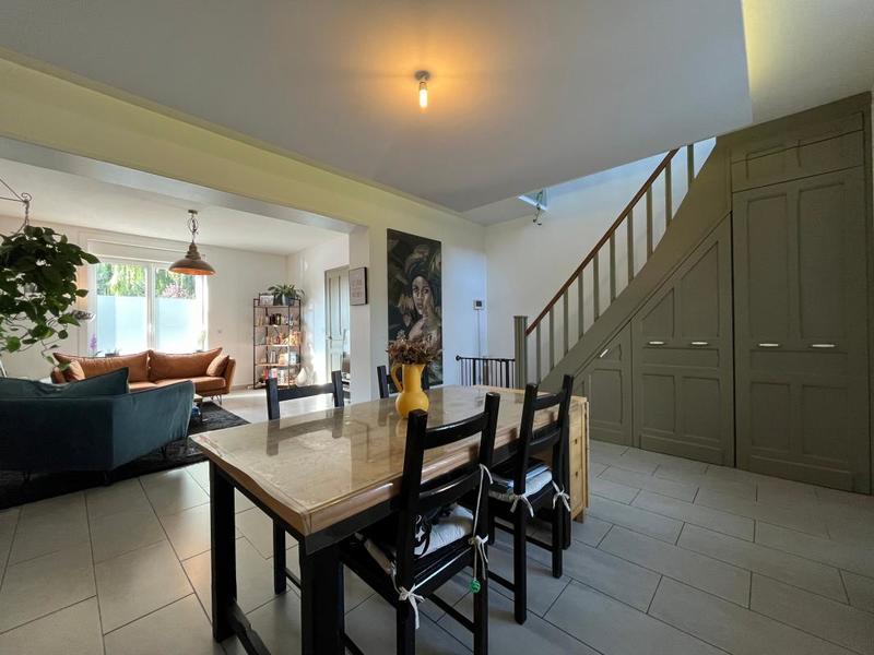 Maison - 145 m² - 6 pièces