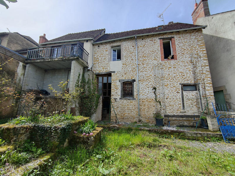 Maison - 90 m² - 3 pièces