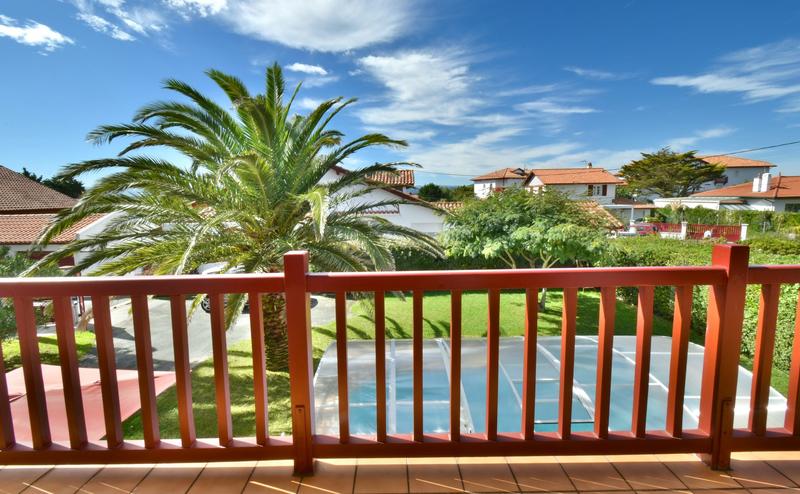 Villa - 202 m² - 7 pièces