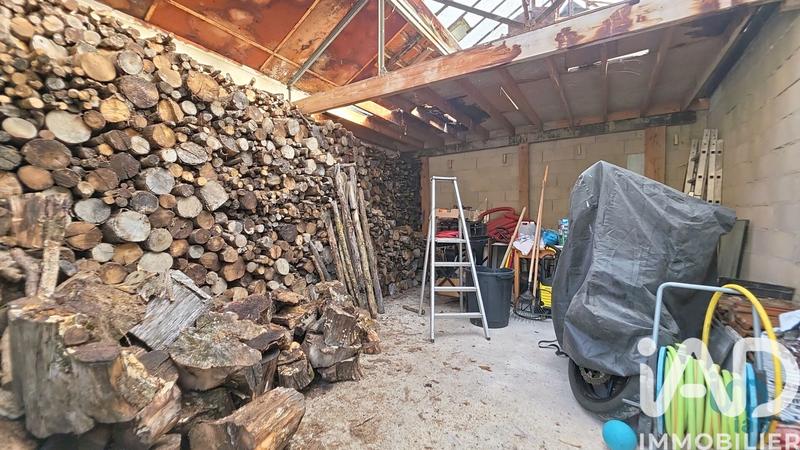 Maison - 239 m² - 9 pièces