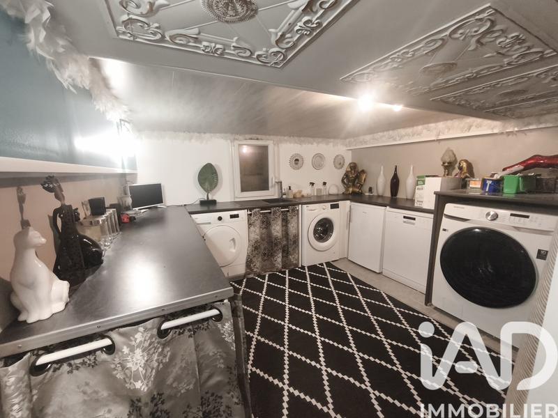 Maison - 250 m² - 8 pièces