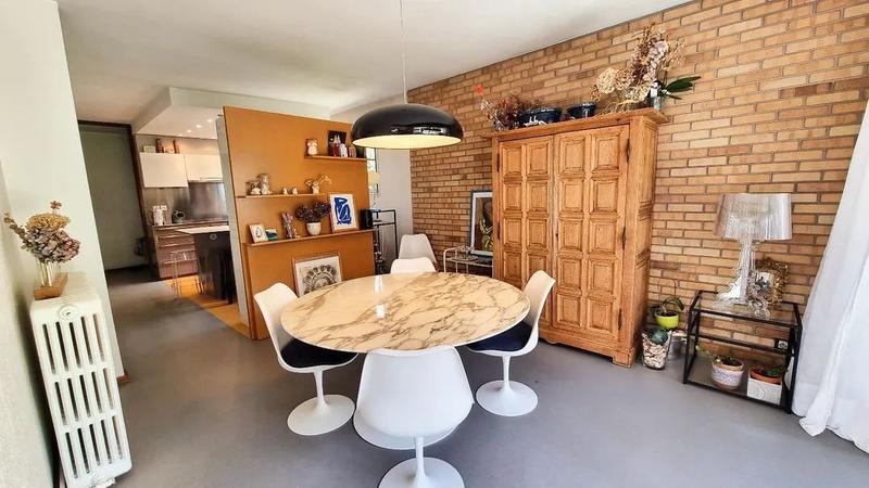 Maison - 199 m² - 7 pièces