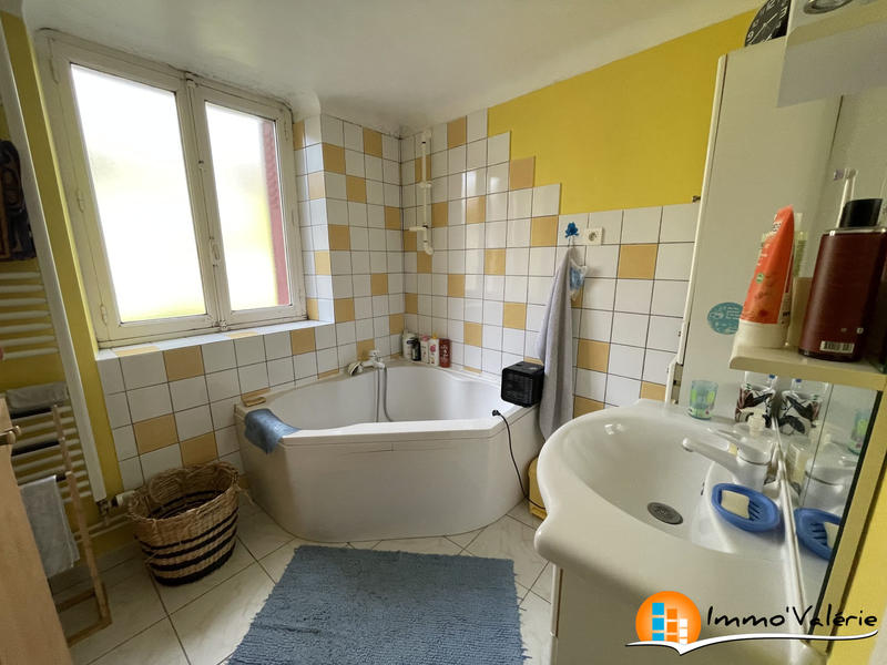 Maison - 120 m² - 7 pièces