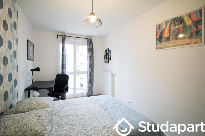 Chambre - 13 m² - 1 pièce