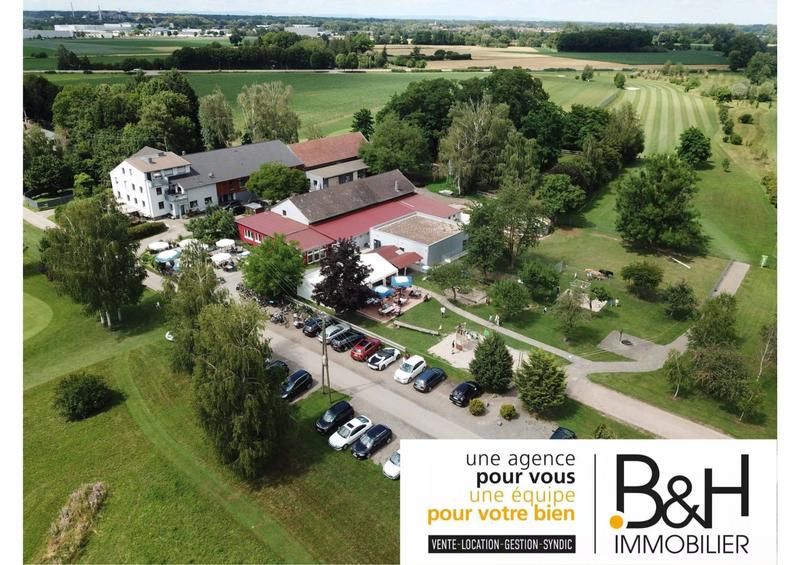 Local commercial - 450 000 m²