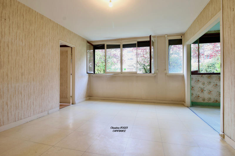 Appartement - 92 m² - 5 pièces