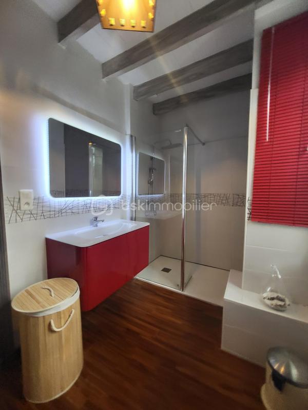 Propriété - 170 m² - 5 pièces