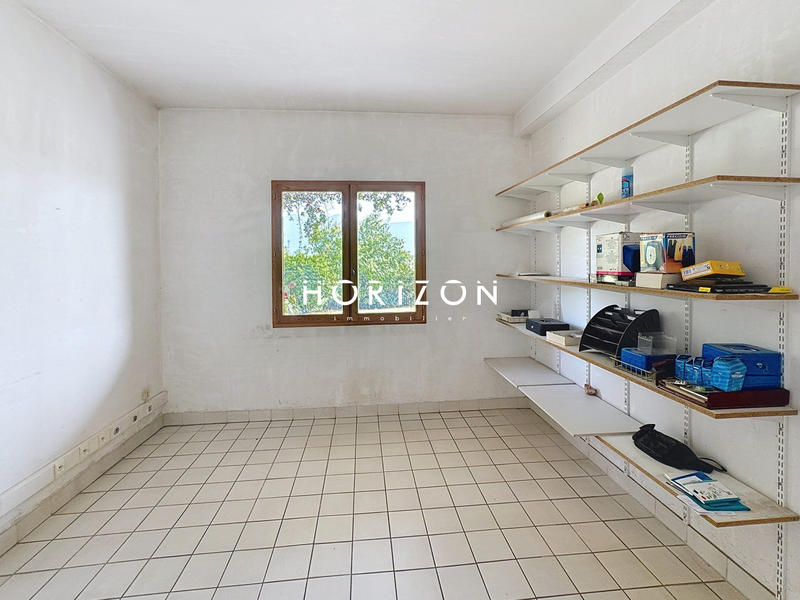 Maison ancienne - 250 m² - 8 pièces