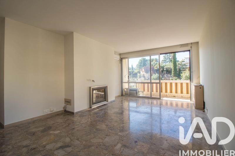 Appartement - 77 m² - 3 pièces