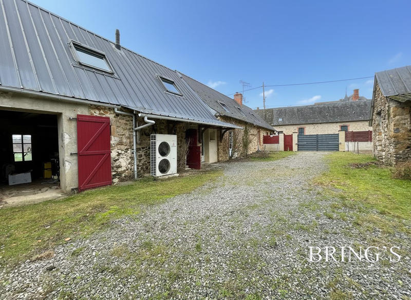 Maison ancienne - 146 m² - 8 pièces