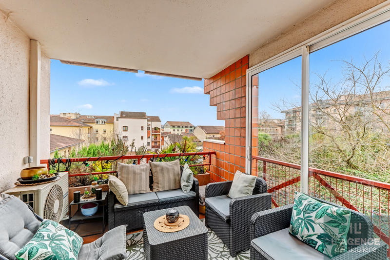 Appartement - 85 m² - 3 pièces