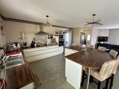 Maison - 154 m² - 7 pièces