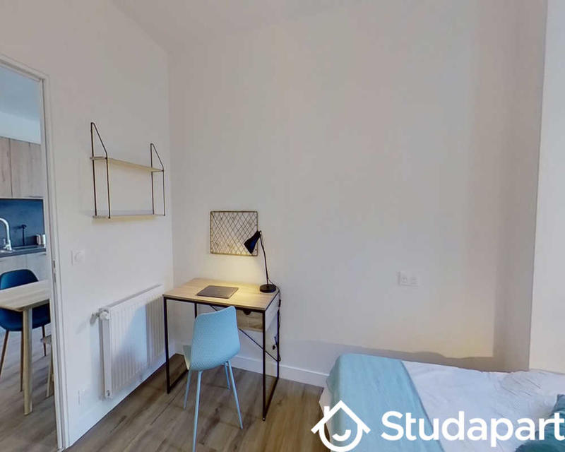 Chambre - 65 m² - 1 pièce