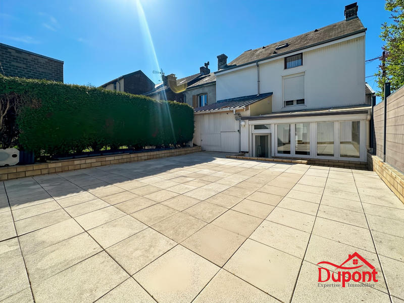 Maison - 96 m² - 4 pièces