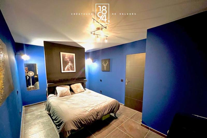 Appartement - 82 m² - 3 pièces