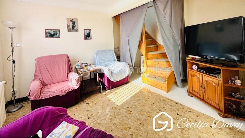 Maison de village - 95 m² - 5 pièces