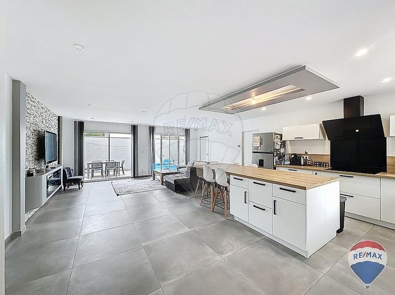 Maison - 125 m² - 6 pièces