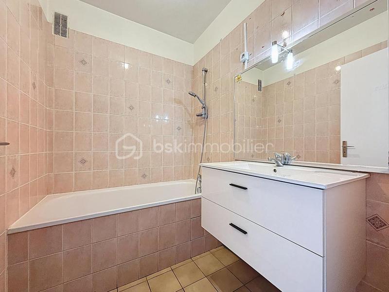 Appartement - 86 m² - 4 pièces