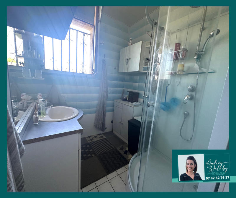 Maison - 93 m² - 5 pièces