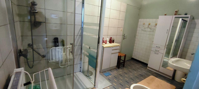 Maison - 195 m² - 10 pièces