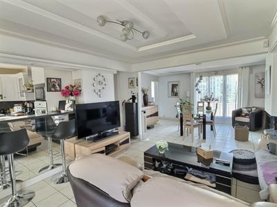 Maison - 109 m² - 5 pièces