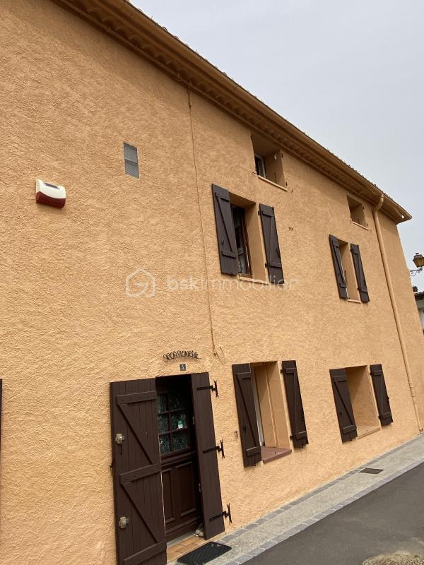 Maison - 180 m² - 6 pièces