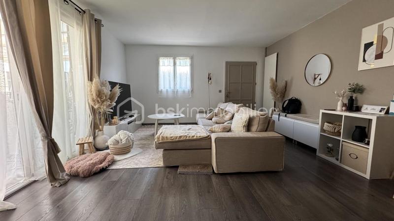 Maison - 101 m² - 7 pièces