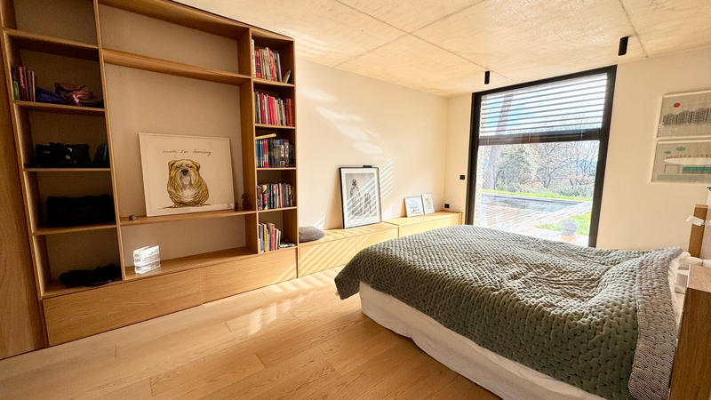 Maison - 228 m² - 5 pièces