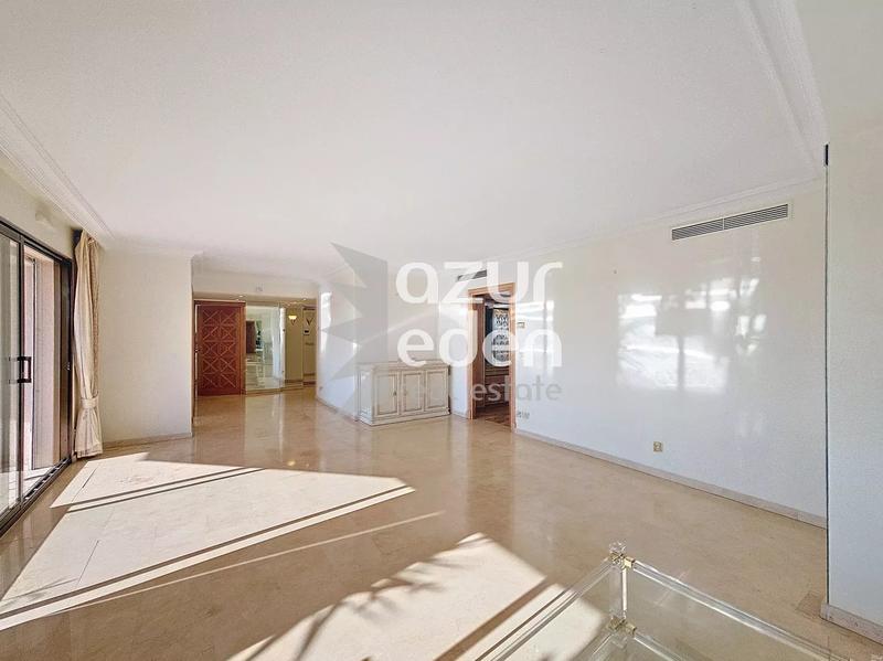 Appartement - 115 m² - 3 pièces