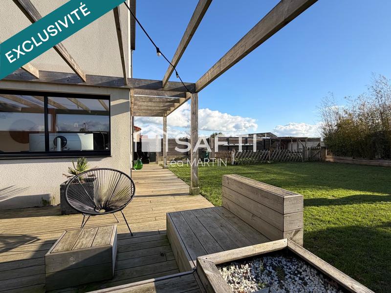 Maison - 99 m² - 5 pièces